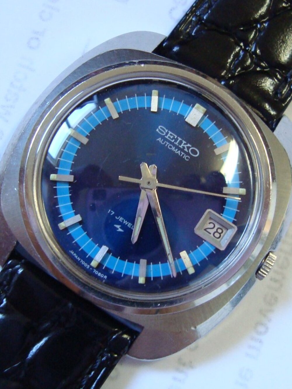 VINTAGE AUTOMATIC SEIKO ,RUN GREAT - Picture 5 of 9